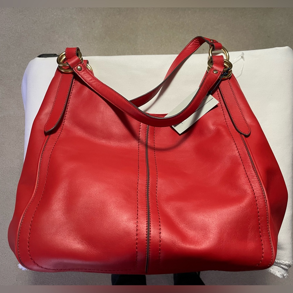 NWT COACH TOTE with Dust Bag    JULIANNE TOTE   AURA ORANGE   Gold tone metal
